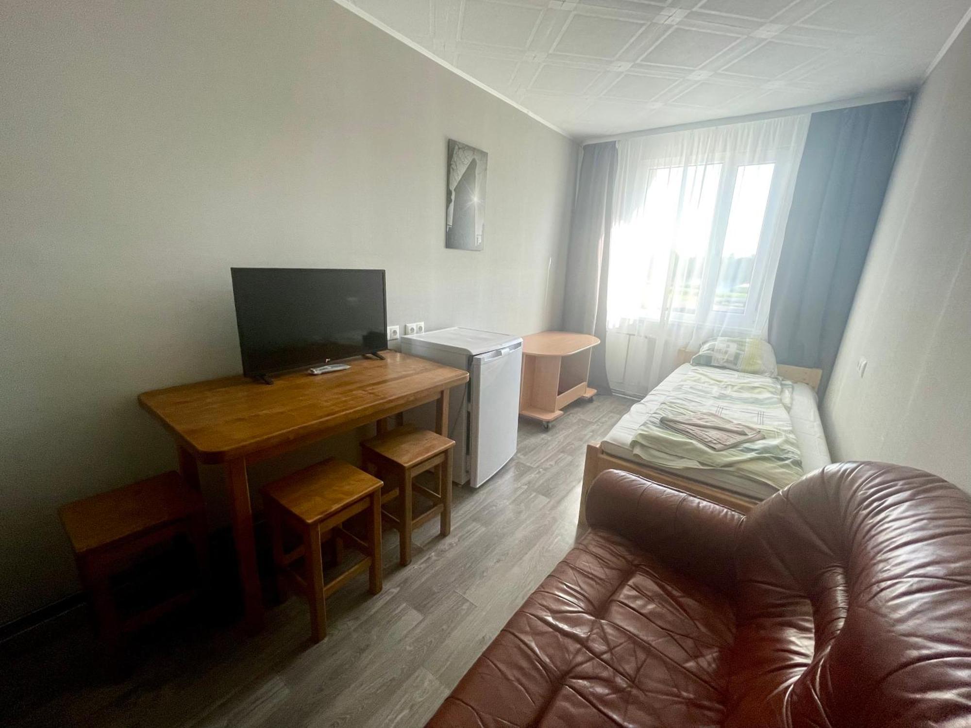 Riverside Motel Γιέλγκαβα Εξωτερικό φωτογραφία