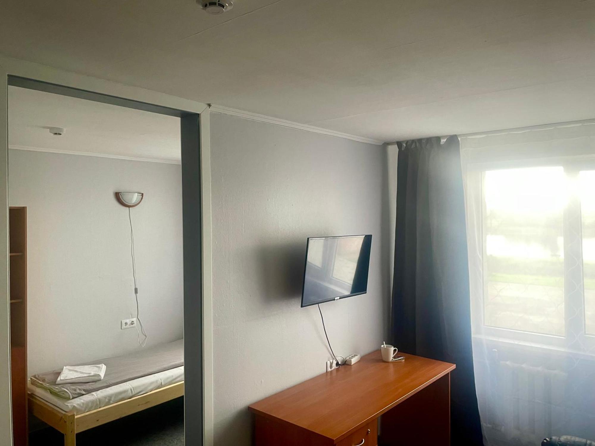 Riverside Motel Γιέλγκαβα Εξωτερικό φωτογραφία